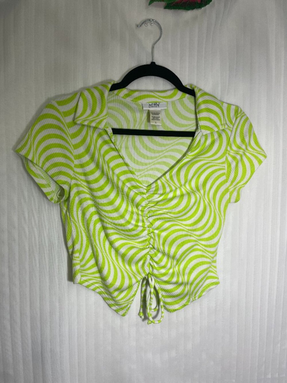 Just Polly Womens Large Lime Green White Swirl Ruched Crop Top Collared Stretch